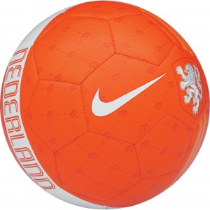 oranje Nike voetbal
